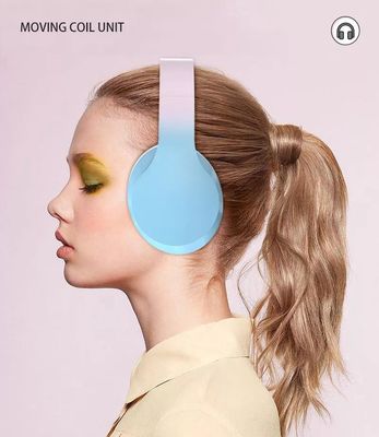 耳上のABS ブルートゥースのヘッドホーン、深い低音が付いている折り畳み式の軽量のヘッドホーン